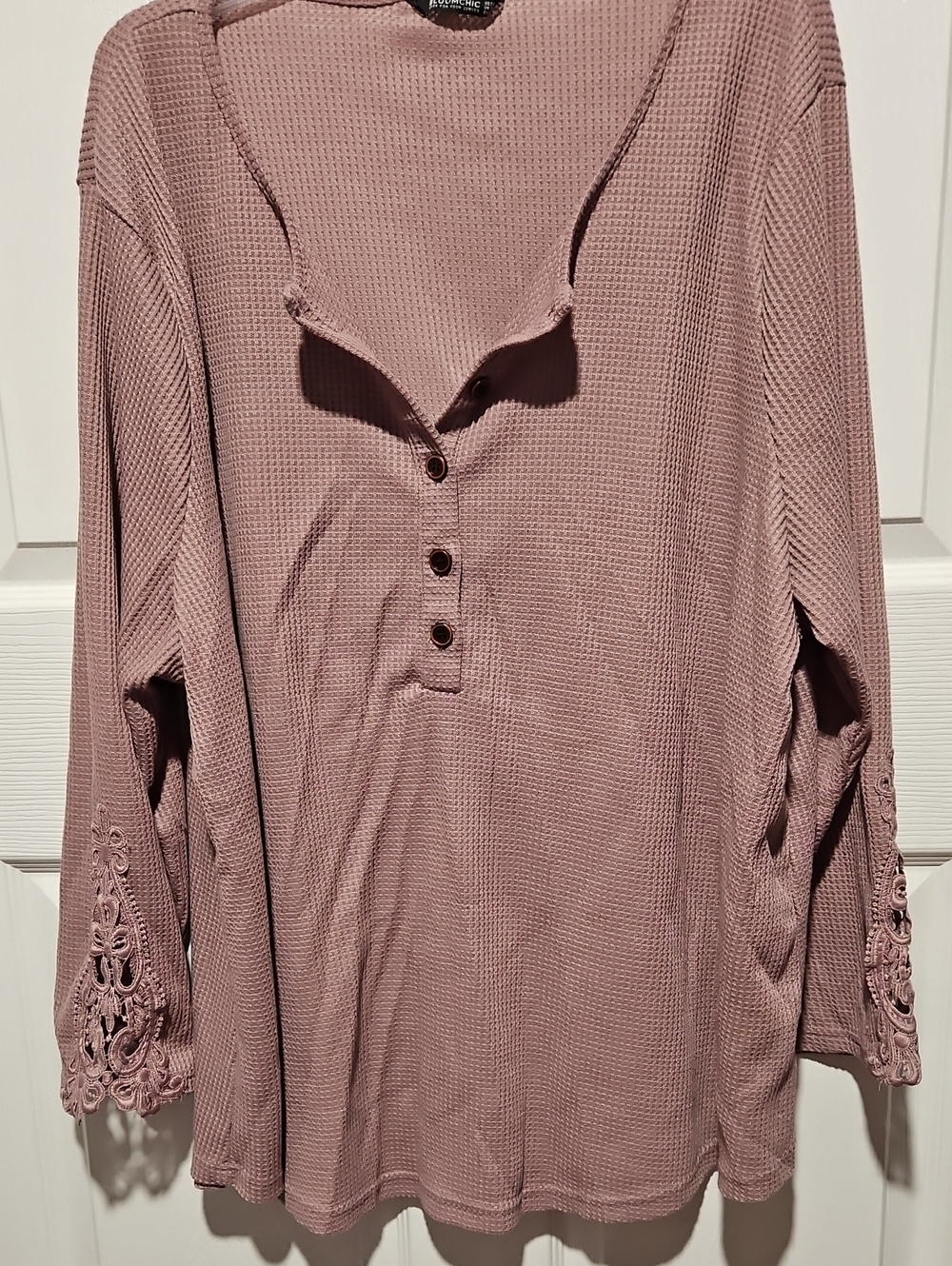 BloomChic Mauve Waffle Knit Henley with Lace Sleeve Detail